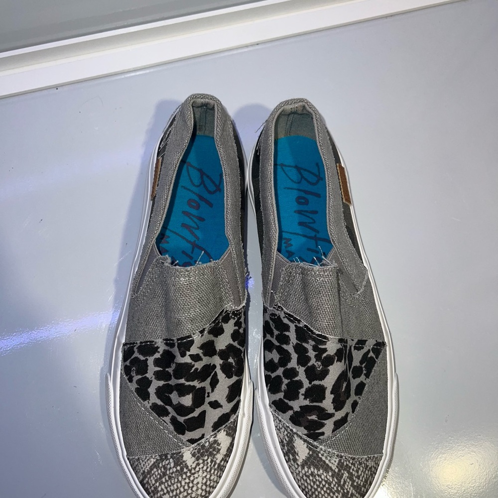 Blowfish Women's Leopard Print Gray Slip-On Sneakers